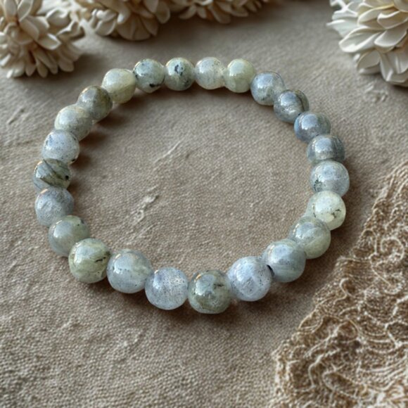 Natural Gray Labradorite Gemstone Handmade Beaded Stretch Bracelet (8MM) - Picture 3 of 10